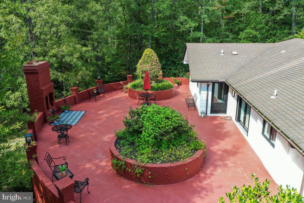 249 MINERAL SPRINGS DR, FRONT ROYAL, Virginia 22630, 5 Bedrooms Bedrooms, ,5 BathroomsBathrooms,Residential,For sale,249 MINERAL SPRINGS DR,VAWR2012046 MLS # VAWR2012046