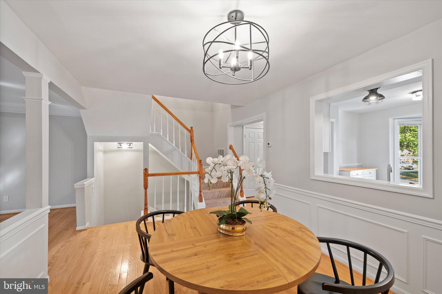 43876 LABURNUM SQ, ASHBURN, Virginia 20147, 3 Bedrooms Bedrooms, ,2 BathroomsBathrooms,Residential,For sale,43876 LABURNUM SQ,VALO2105122 MLS # VALO2105122