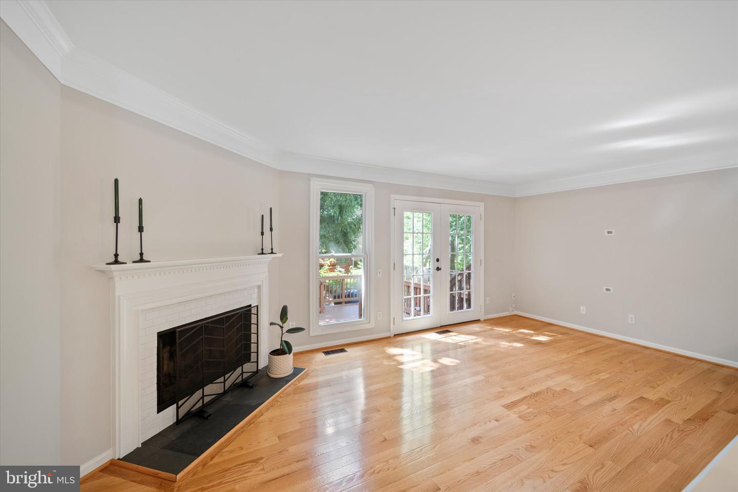 43876 LABURNUM SQ, ASHBURN, Virginia 20147, 3 Bedrooms Bedrooms, ,2 BathroomsBathrooms,Residential,For sale,43876 LABURNUM SQ,VALO2105122 MLS # VALO2105122