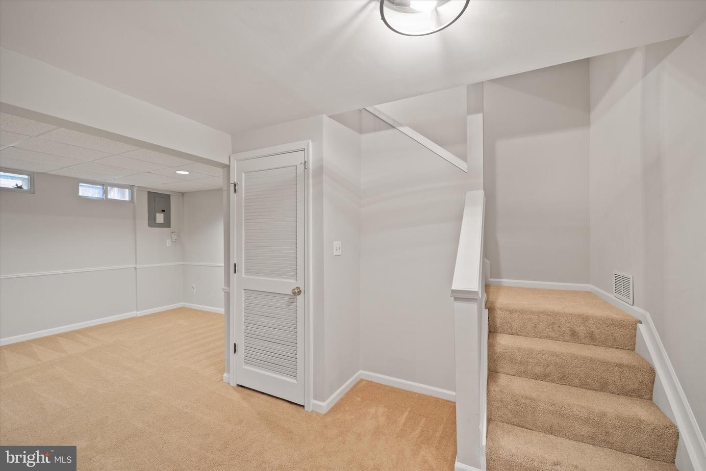 43876 LABURNUM SQ, ASHBURN, Virginia 20147, 3 Bedrooms Bedrooms, ,2 BathroomsBathrooms,Residential,For sale,43876 LABURNUM SQ,VALO2105122 MLS # VALO2105122