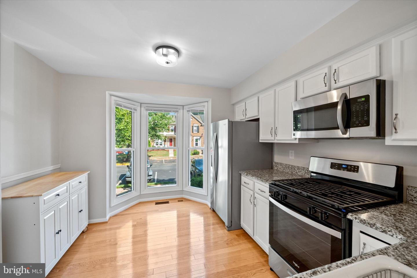 43876 LABURNUM SQ, ASHBURN, Virginia 20147, 3 Bedrooms Bedrooms, ,2 BathroomsBathrooms,Residential,For sale,43876 LABURNUM SQ,VALO2105122 MLS # VALO2105122