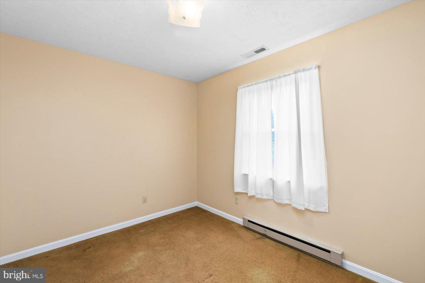 3528 SLATE MILLS RD, SPERRYVILLE, Virginia 22740, 4 Bedrooms Bedrooms, ,2 BathroomsBathrooms,Residential,For sale,3528 SLATE MILLS RD,VARP2002236 MLS # VARP2002236