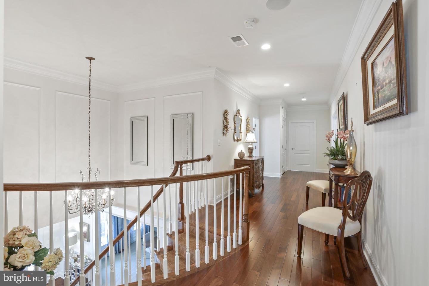 5836 WATERLOO BRIDGE CIR, HAYMARKET, Virginia 20169, 5 Bedrooms Bedrooms, ,6 BathroomsBathrooms,Residential,For sale,5836 WATERLOO BRIDGE CIR,VAPW2102466 MLS # VAPW2102466