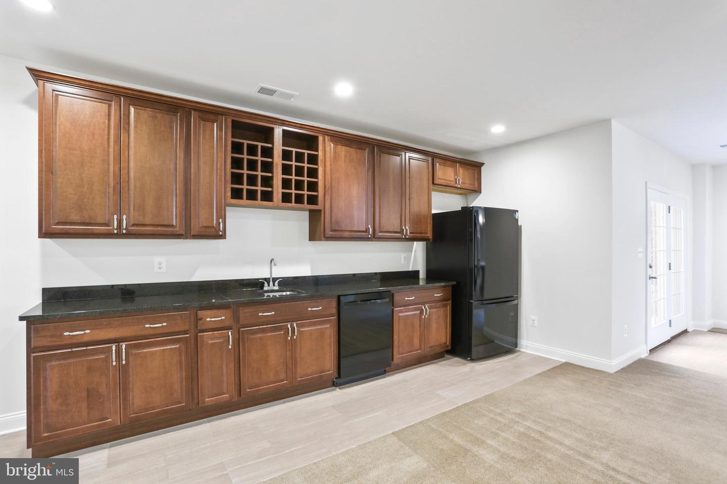 5836 WATERLOO BRIDGE CIR, HAYMARKET, Virginia 20169, 5 Bedrooms Bedrooms, ,6 BathroomsBathrooms,Residential,For sale,5836 WATERLOO BRIDGE CIR,VAPW2102466 MLS # VAPW2102466