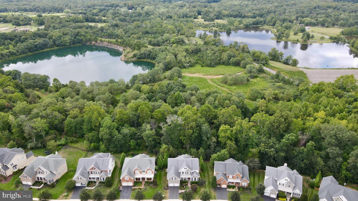 5836 WATERLOO BRIDGE CIR, HAYMARKET, Virginia 20169, 5 Bedrooms Bedrooms, ,6 BathroomsBathrooms,Residential,For sale,5836 WATERLOO BRIDGE CIR,VAPW2102466 MLS # VAPW2102466