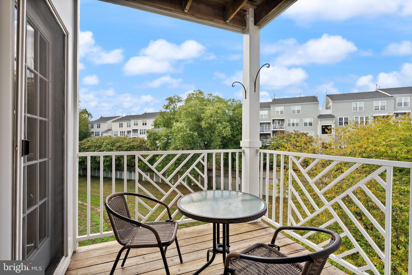 5924 FOUNDERS HILL DR #203, ALEXANDRIA, Virginia 22310, 2 Bedrooms Bedrooms, ,2 BathroomsBathrooms,Residential,For sale,5924 FOUNDERS HILL DR #203,VAFX2263190 MLS # VAFX2263190