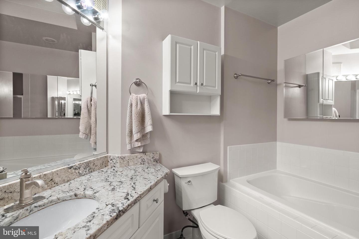 5924 FOUNDERS HILL DR #203, ALEXANDRIA, Virginia 22310, 2 Bedrooms Bedrooms, ,2 BathroomsBathrooms,Residential,For sale,5924 FOUNDERS HILL DR #203,VAFX2263190 MLS # VAFX2263190