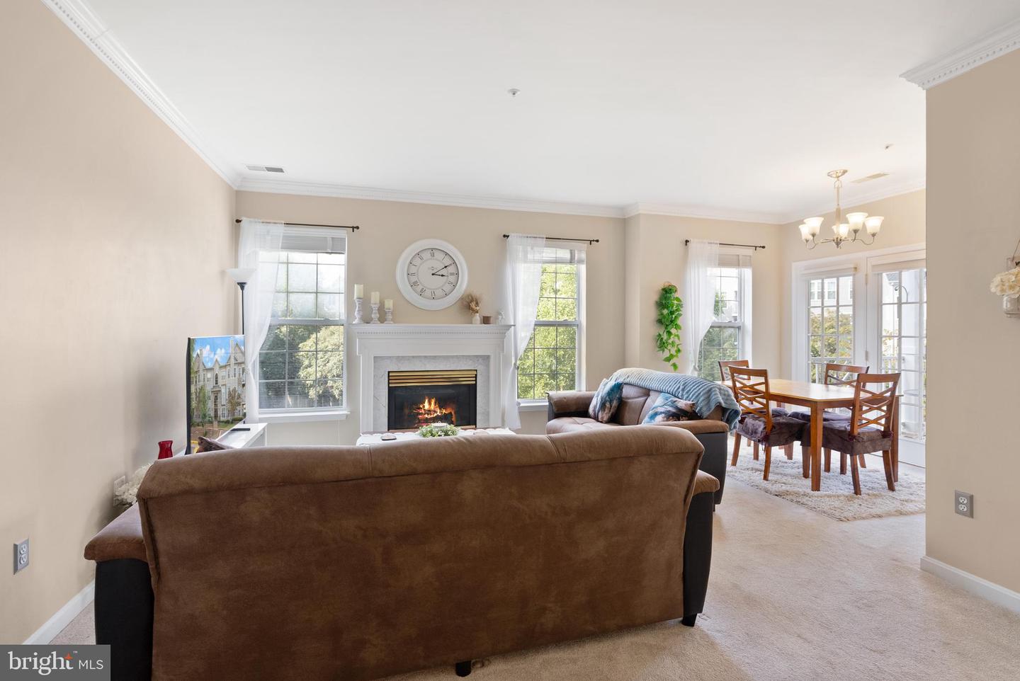 5924 FOUNDERS HILL DR #203, ALEXANDRIA, Virginia 22310, 2 Bedrooms Bedrooms, ,2 BathroomsBathrooms,Residential,For sale,5924 FOUNDERS HILL DR #203,VAFX2263190 MLS # VAFX2263190