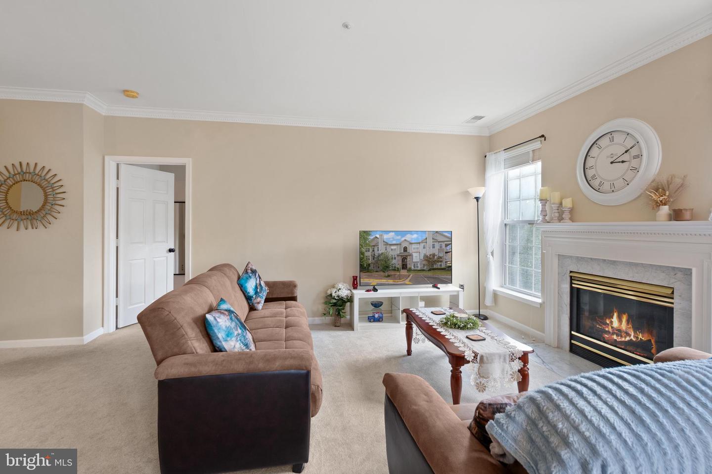 5924 FOUNDERS HILL DR #203, ALEXANDRIA, Virginia 22310, 2 Bedrooms Bedrooms, ,2 BathroomsBathrooms,Residential,For sale,5924 FOUNDERS HILL DR #203,VAFX2263190 MLS # VAFX2263190