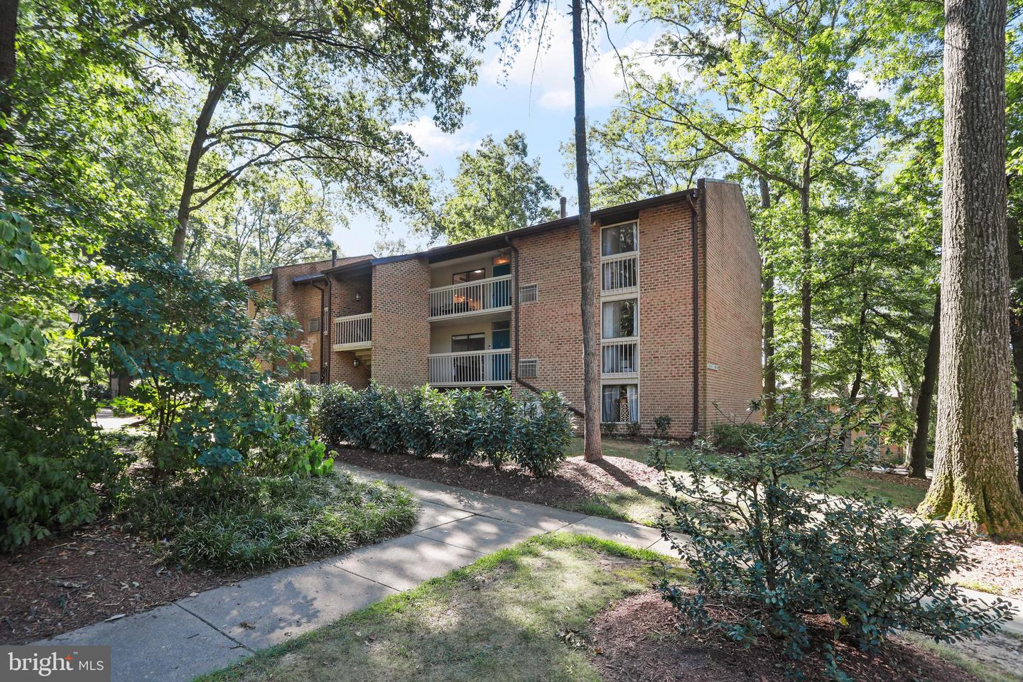 1592 MOORINGS DR #22B, RESTON, Virginia 20190, 2 Bedrooms Bedrooms, ,1 BathroomBathrooms,Residential,For sale,1592 MOORINGS DR #22B,VAFX2263208 MLS # VAFX2263208