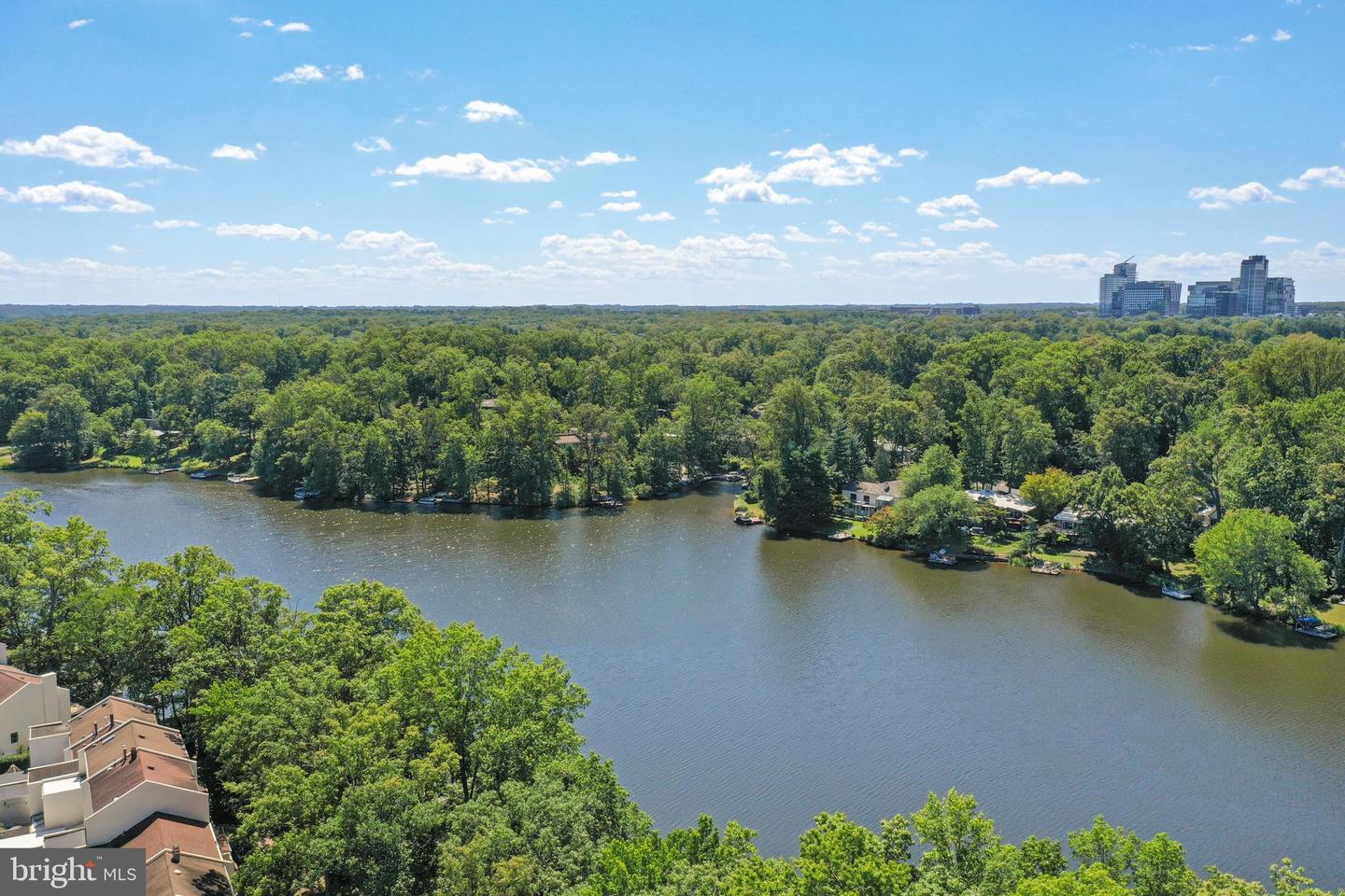 1592 MOORINGS DR #22B, RESTON, Virginia 20190, 2 Bedrooms Bedrooms, ,1 BathroomBathrooms,Residential,For sale,1592 MOORINGS DR #22B,VAFX2263208 MLS # VAFX2263208