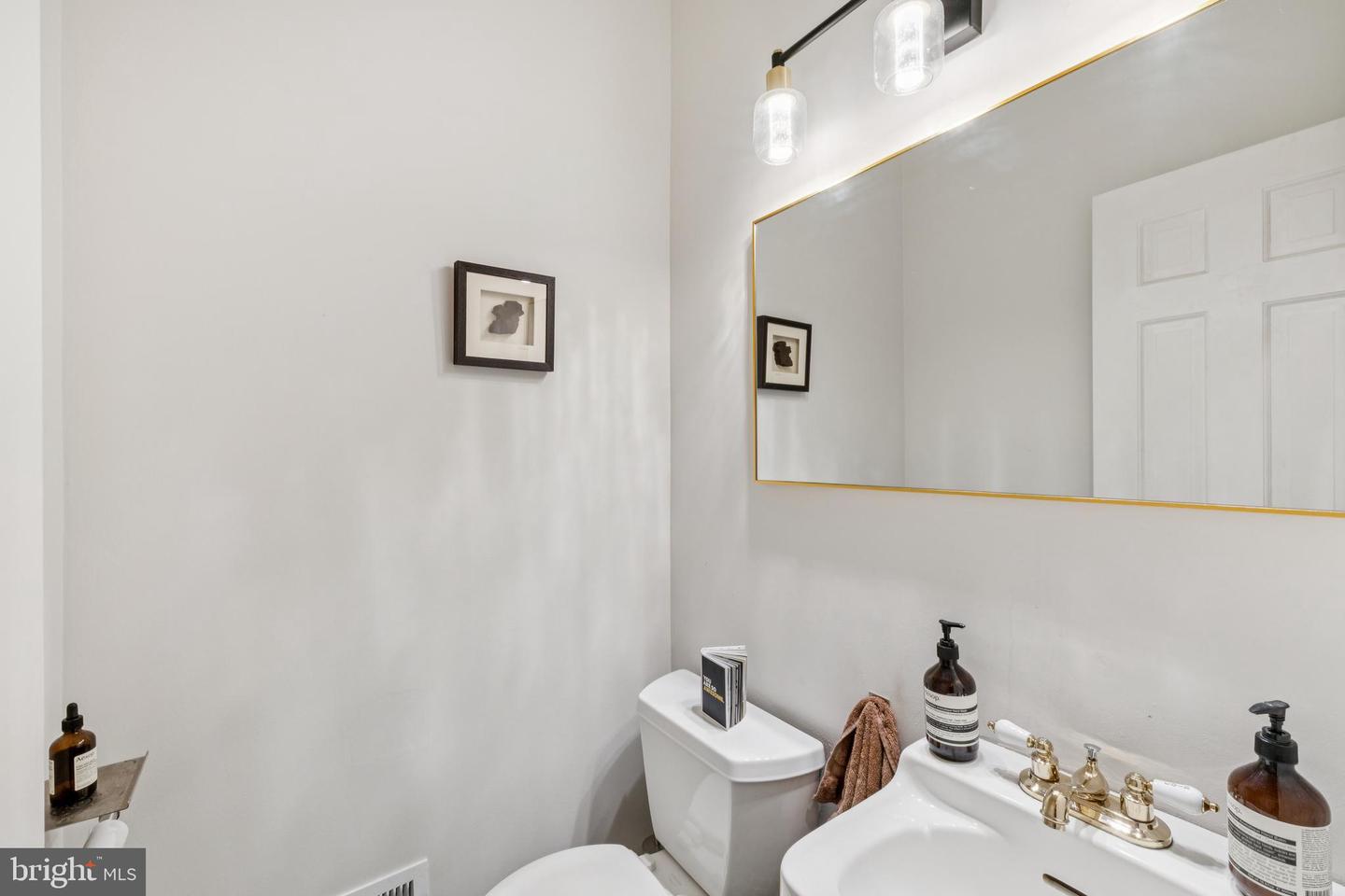 1611 SUTER LN NW, WASHINGTON, District Of Columbia 20007, 5 Bedrooms Bedrooms, ,3 BathroomsBathrooms,Residential,For sale,1611 SUTER LN NW,DCDC2216758 MLS # DCDC2216758