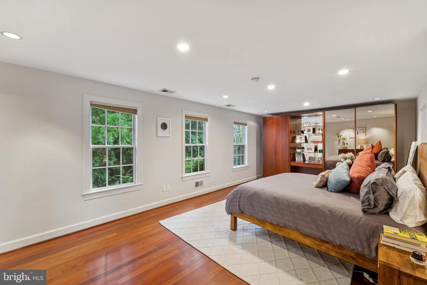 1611 SUTER LN NW, WASHINGTON, District Of Columbia 20007, 5 Bedrooms Bedrooms, ,3 BathroomsBathrooms,Residential,For sale,1611 SUTER LN NW,DCDC2216758 MLS # DCDC2216758