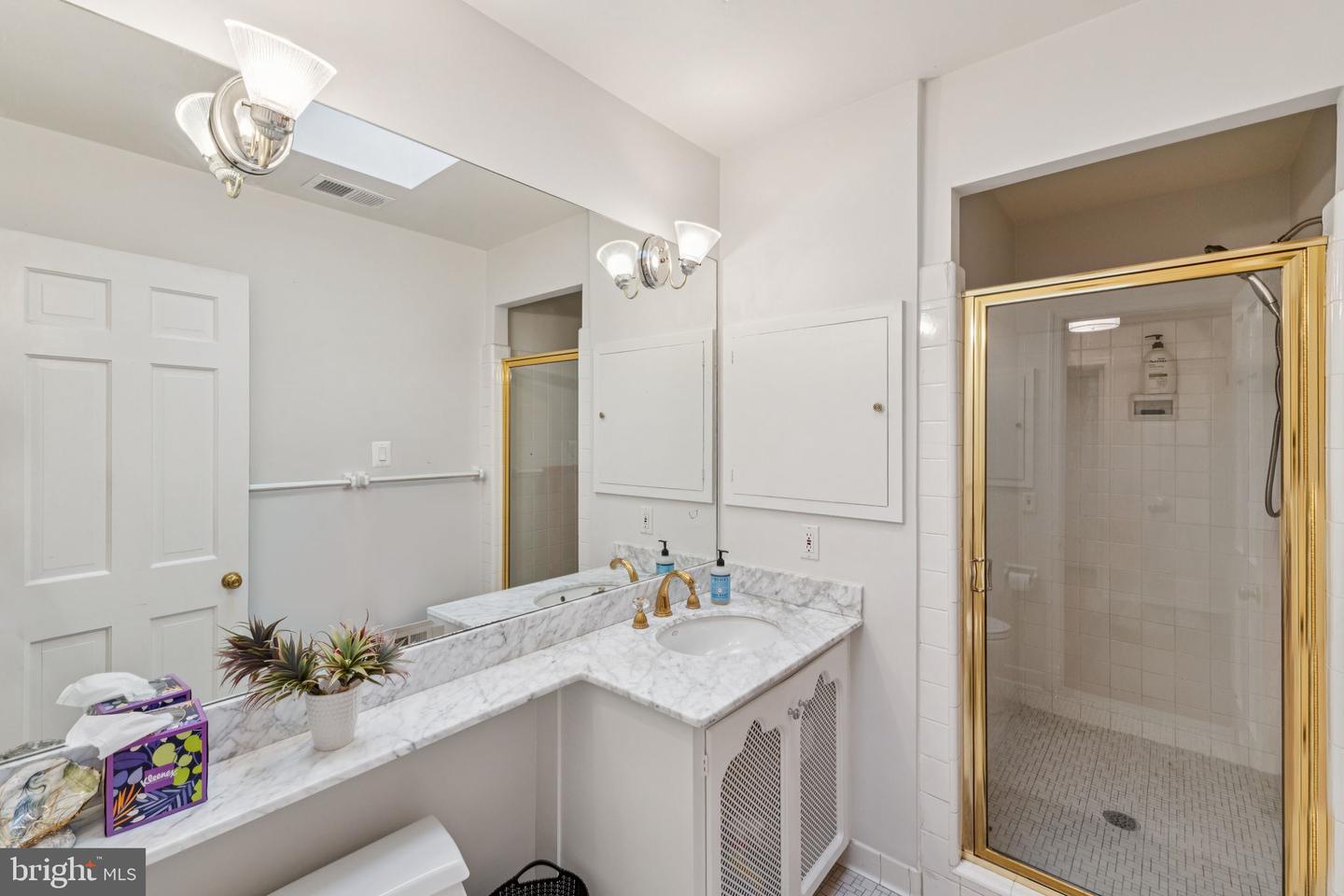 1611 SUTER LN NW, WASHINGTON, District Of Columbia 20007, 5 Bedrooms Bedrooms, ,3 BathroomsBathrooms,Residential,For sale,1611 SUTER LN NW,DCDC2216758 MLS # DCDC2216758