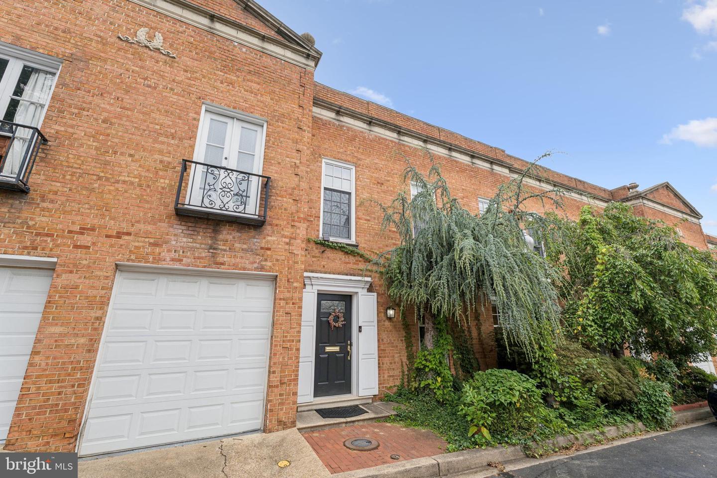 1611 SUTER LN NW, WASHINGTON, District Of Columbia 20007, 5 Bedrooms Bedrooms, ,3 BathroomsBathrooms,Residential,For sale,1611 SUTER LN NW,DCDC2216758 MLS # DCDC2216758