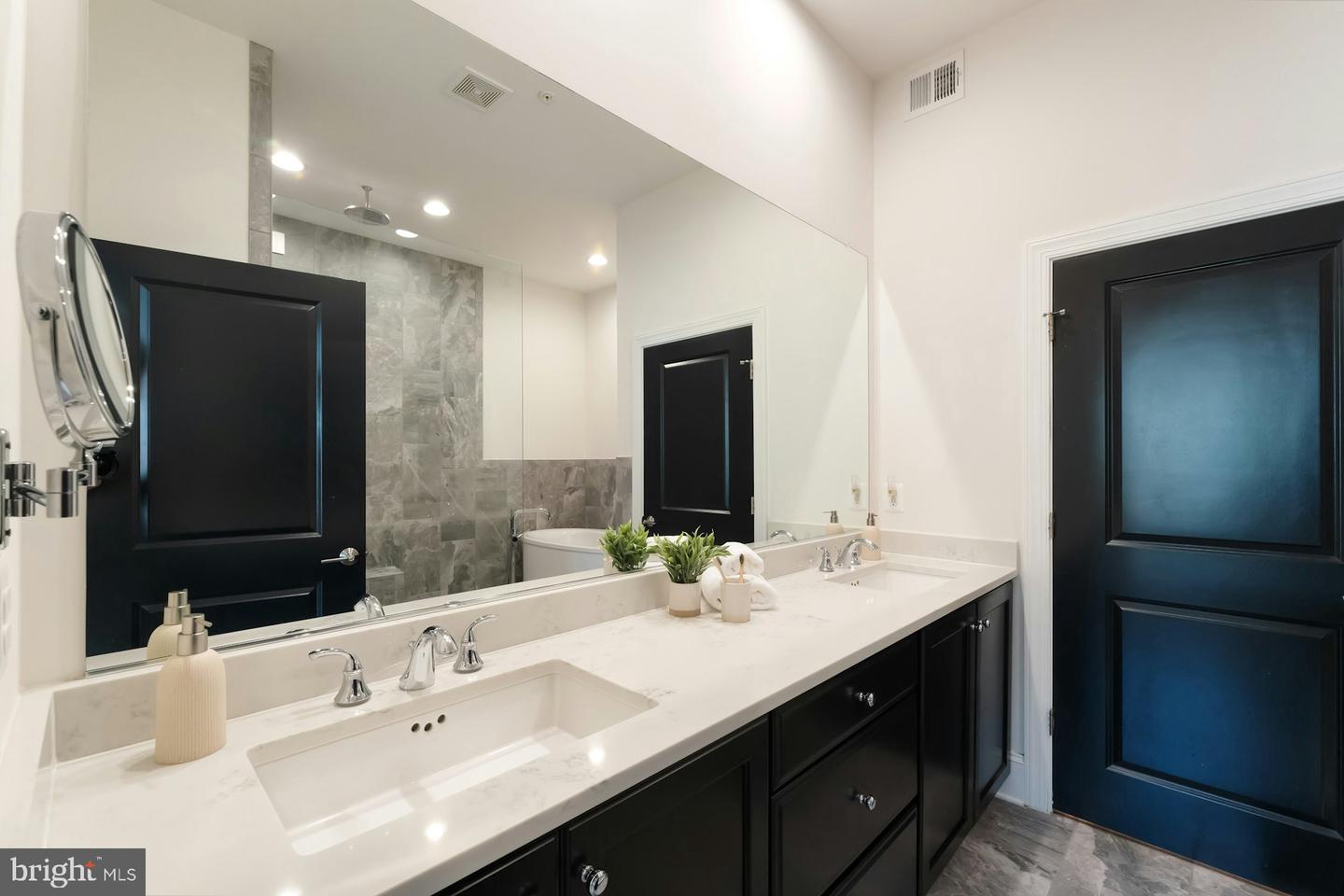 44667 PROVINCETOWN DR, ASHBURN, Virginia 20147, 5 Bedrooms Bedrooms, ,4 BathroomsBathrooms,Residential,For sale,44667 PROVINCETOWN DR,VALO2105336 MLS # VALO2105336