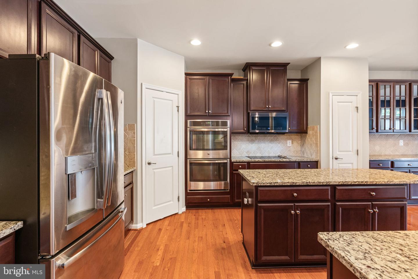 3175 FLEDGLING CIR, WOODBRIDGE, Virginia 22193, 6 Bedrooms Bedrooms, ,4 BathroomsBathrooms,Residential,For sale,3175 FLEDGLING CIR,VAPW2102636 MLS # VAPW2102636 3175 FLEDGLING CIR, WOODBRIDGE, Virginia 22193, 6 Bedrooms Bedrooms, ,4 BathroomsBathrooms,Residential,For sale,3175 FLEDGLING CIR,VAPW2102636 MLS # VAPW2102636