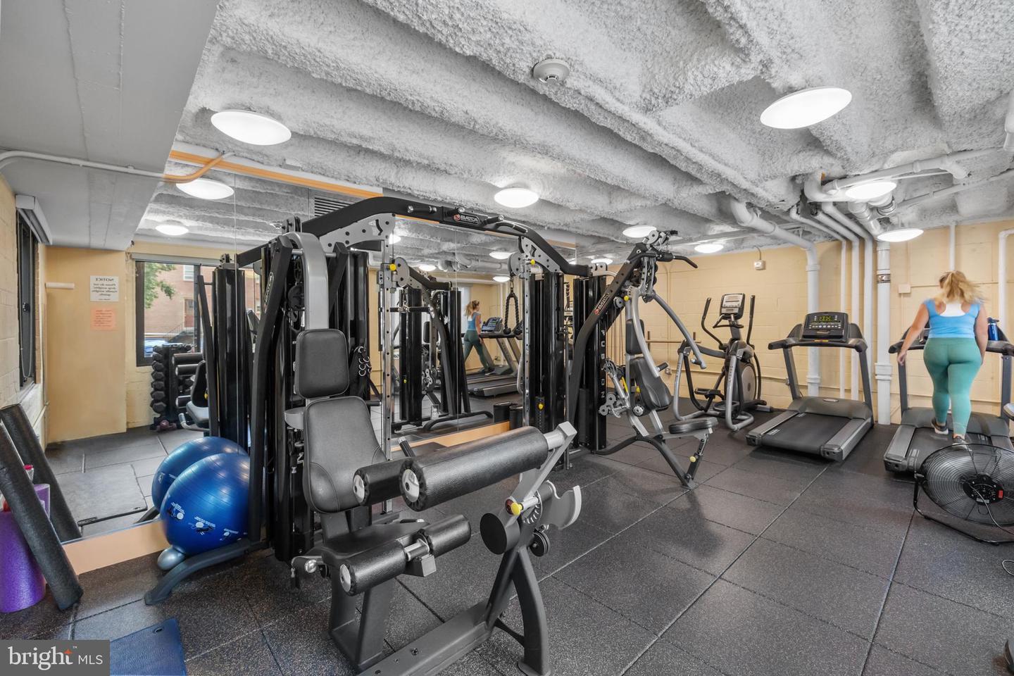 5410 CONNECTICUT AVE NW #706, WASHINGTON, District Of Columbia 20015, 2 Bedrooms Bedrooms, ,1 BathroomBathrooms,Residential,For sale,5410 CONNECTICUT AVE NW #706,DCDC2216848 MLS # DCDC2216848