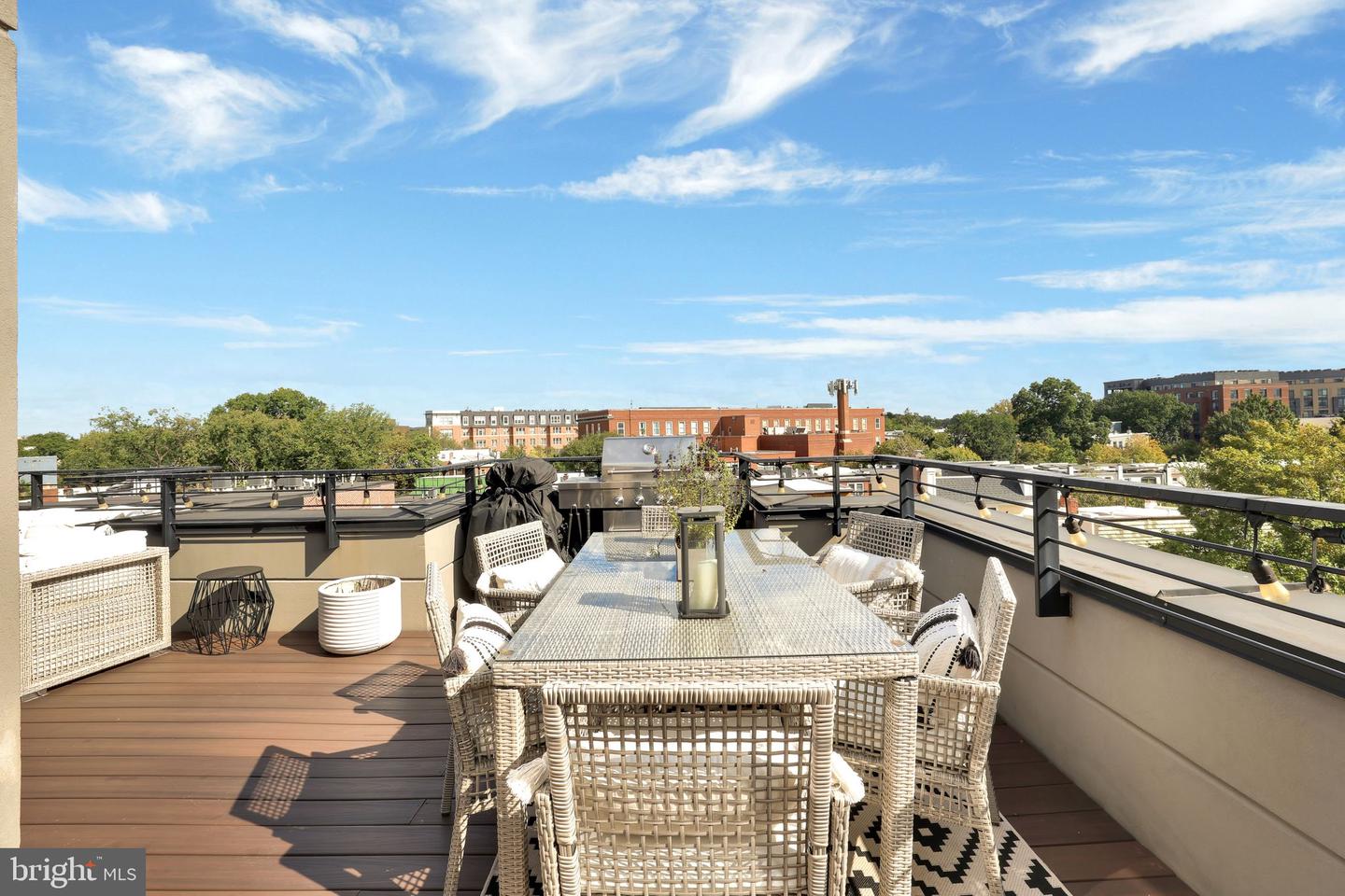 1337 K ST SE #PH-3, WASHINGTON, District Of Columbia 20003, 2 Bedrooms Bedrooms, ,2 BathroomsBathrooms,Residential,For sale,1337 K ST SE #PH-3,DCDC2216950 MLS # DCDC2216950