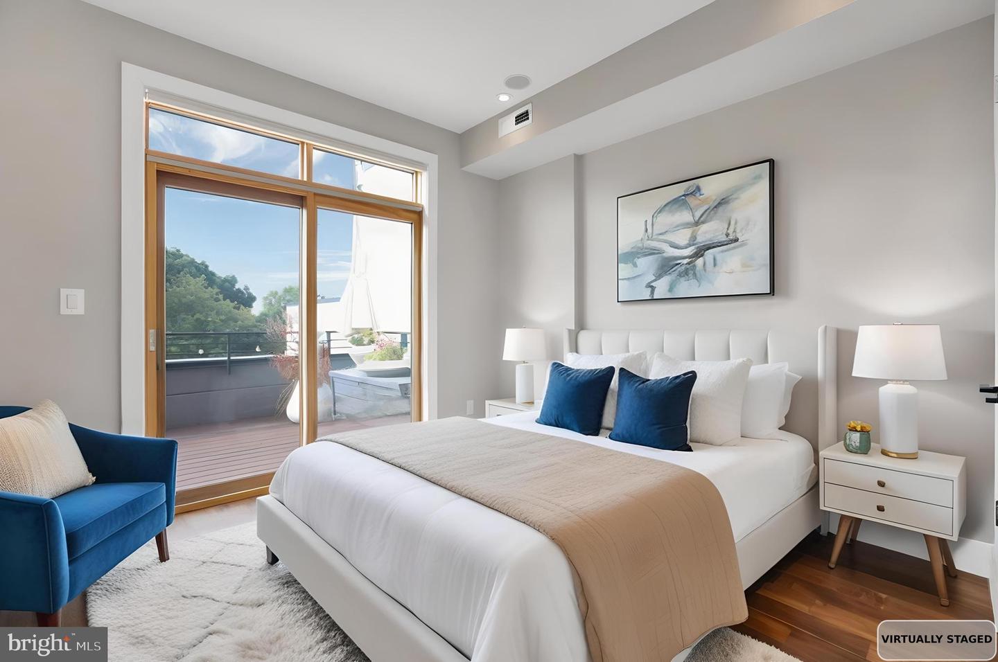 1337 K ST SE #PH-3, WASHINGTON, District Of Columbia 20003, 2 Bedrooms Bedrooms, ,2 BathroomsBathrooms,Residential,For sale,1337 K ST SE #PH-3,DCDC2216950 MLS # DCDC2216950