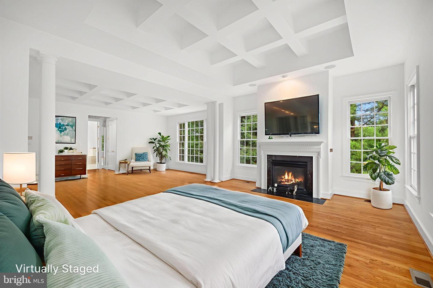 1200 HUNTERS GROVE CT, MCLEAN, Virginia 22102, 6 Bedrooms Bedrooms, ,5 BathroomsBathrooms,Residential,For sale,1200 HUNTERS GROVE CT,VAFX2263556 MLS # VAFX2263556