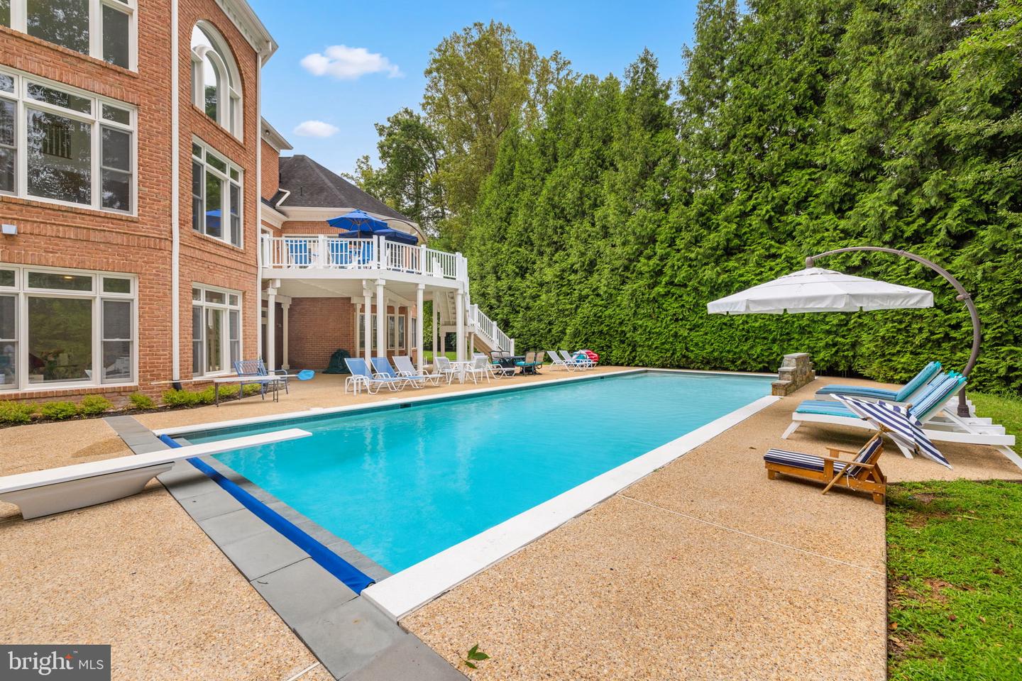 1200 HUNTERS GROVE CT, MCLEAN, Virginia 22102, 6 Bedrooms Bedrooms, ,5 BathroomsBathrooms,Residential,For sale,1200 HUNTERS GROVE CT,VAFX2263556 MLS # VAFX2263556