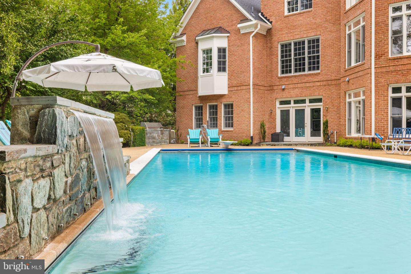1200 HUNTERS GROVE CT, MCLEAN, Virginia 22102, 6 Bedrooms Bedrooms, ,5 BathroomsBathrooms,Residential,For sale,1200 HUNTERS GROVE CT,VAFX2263556 MLS # VAFX2263556