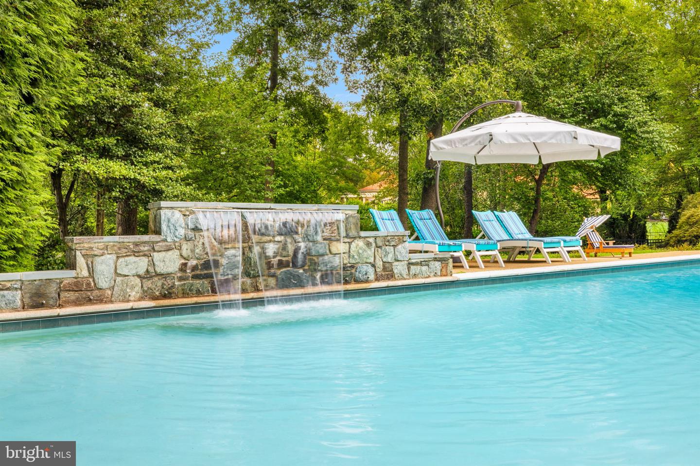 1200 HUNTERS GROVE CT, MCLEAN, Virginia 22102, 6 Bedrooms Bedrooms, ,5 BathroomsBathrooms,Residential,For sale,1200 HUNTERS GROVE CT,VAFX2263556 MLS # VAFX2263556