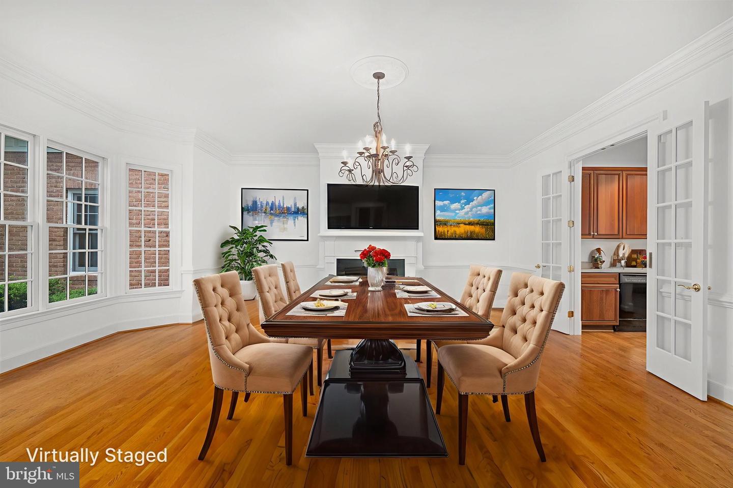 1200 HUNTERS GROVE CT, MCLEAN, Virginia 22102, 6 Bedrooms Bedrooms, ,5 BathroomsBathrooms,Residential,For sale,1200 HUNTERS GROVE CT,VAFX2263556 MLS # VAFX2263556
