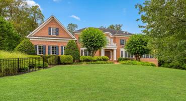 1200 HUNTERS GROVE CT, MCLEAN, Virginia 22102, 6 Bedrooms Bedrooms, ,5 BathroomsBathrooms,Residential,For sale,1200 HUNTERS GROVE CT,VAFX2263556 MLS # VAFX2263556