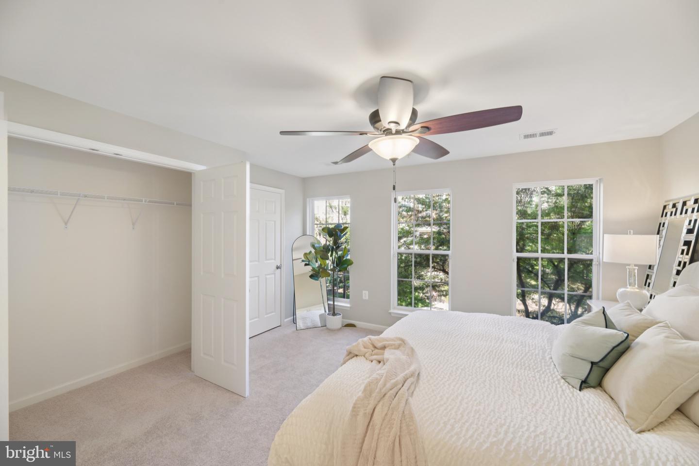 6103 ASTER HAVEN CIR, HAYMARKET, Virginia 20169, 3 Bedrooms Bedrooms, ,2 BathroomsBathrooms,Residential,For sale,6103 ASTER HAVEN CIR,VAPW2102712 MLS # VAPW2102712