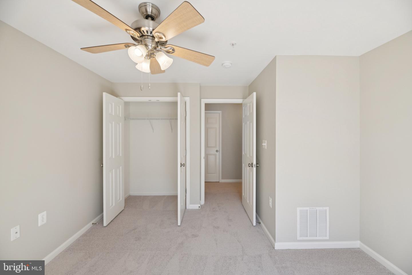 6103 ASTER HAVEN CIR, HAYMARKET, Virginia 20169, 3 Bedrooms Bedrooms, ,2 BathroomsBathrooms,Residential,For sale,6103 ASTER HAVEN CIR,VAPW2102712 MLS # VAPW2102712
