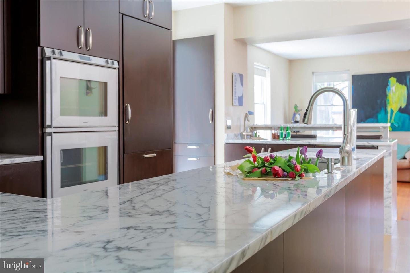 524 6TH ST SE, WASHINGTON, District Of Columbia 20003, 2 Bedrooms Bedrooms, ,2 BathroomsBathrooms,Residential,For sale,524 6TH ST SE,DCDC2217024 MLS # DCDC2217024