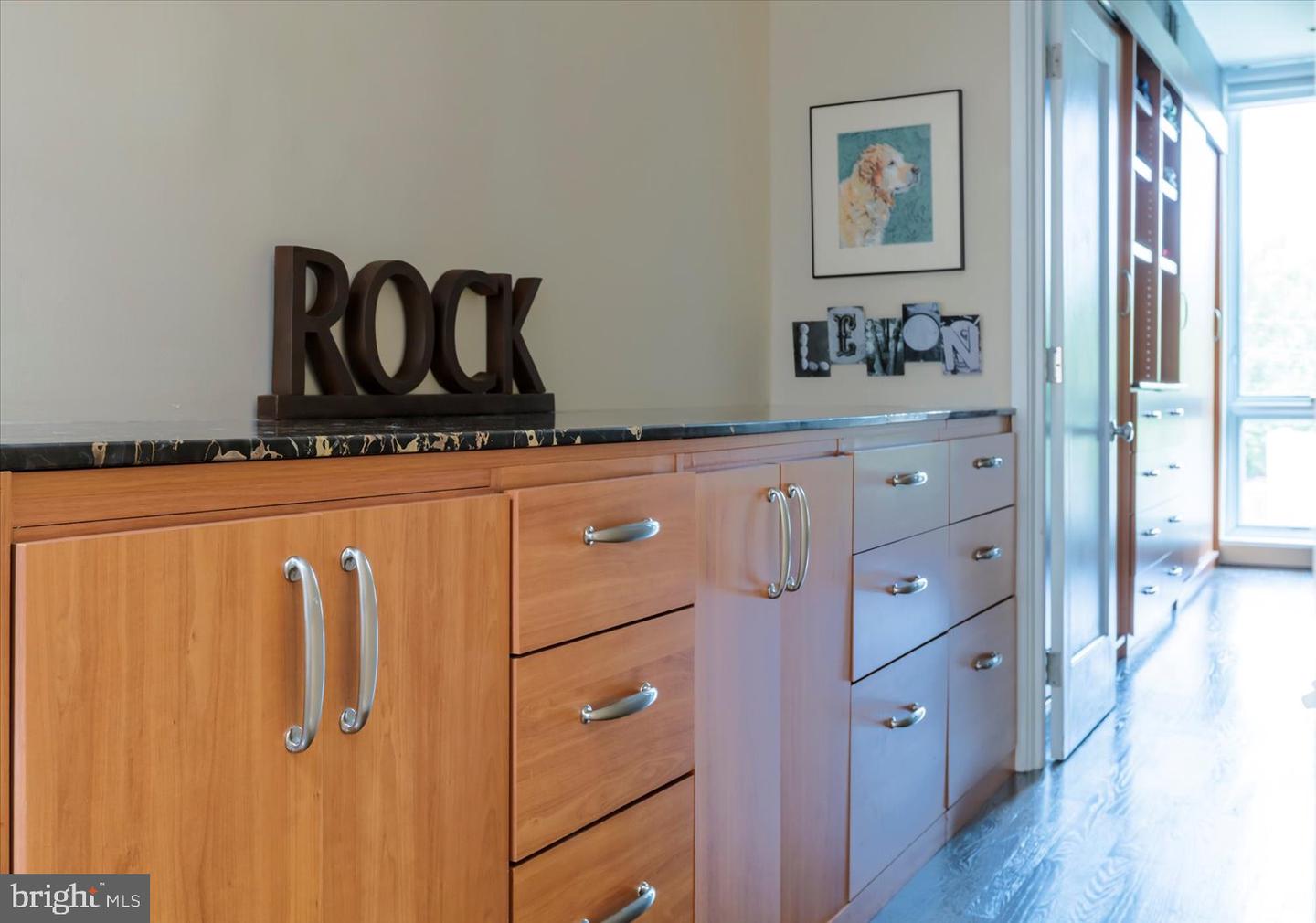 524 6TH ST SE, WASHINGTON, District Of Columbia 20003, 2 Bedrooms Bedrooms, ,2 BathroomsBathrooms,Residential,For sale,524 6TH ST SE,DCDC2217024 MLS # DCDC2217024