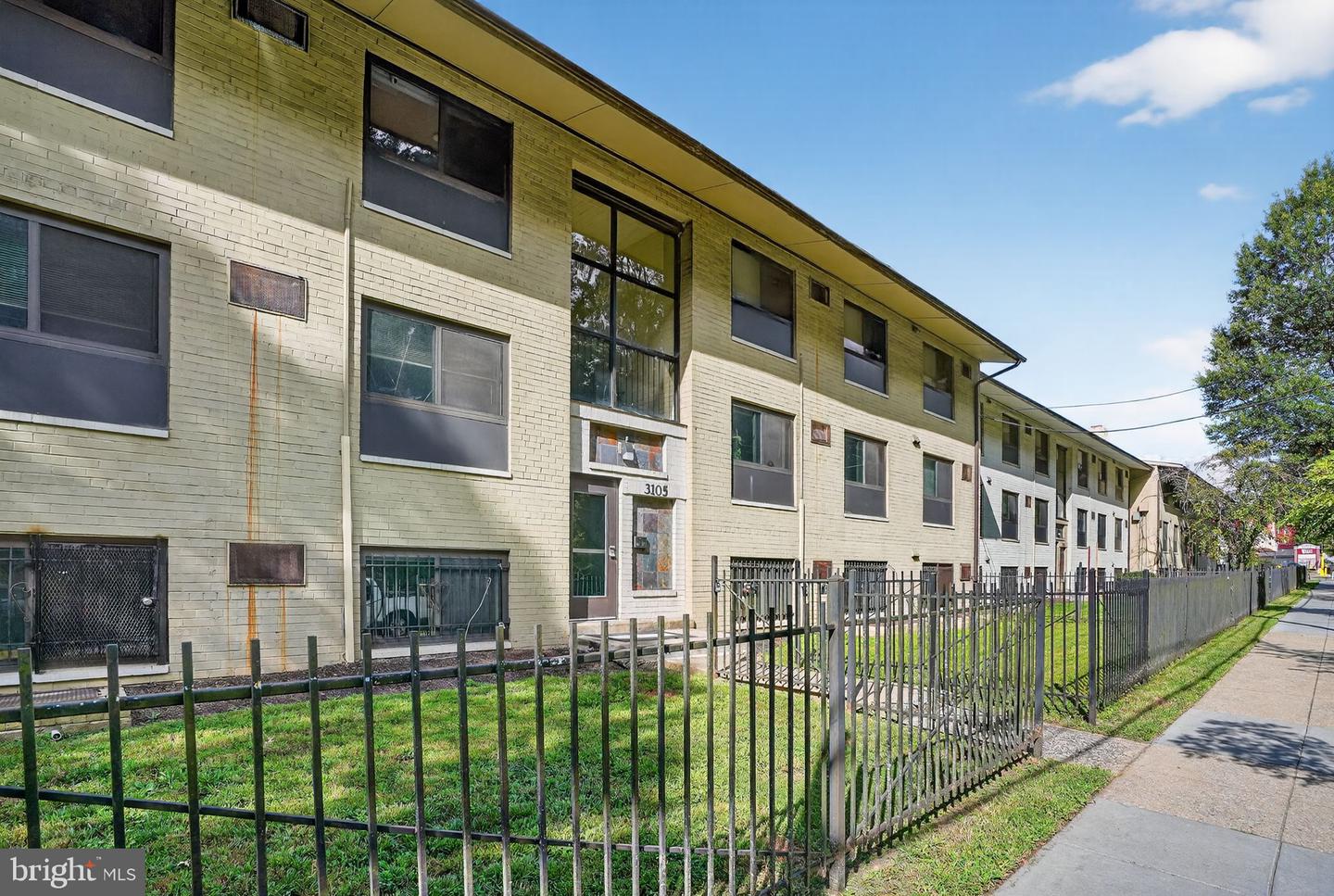 3105 NAYLOR RD SE #101, WASHINGTON, District Of Columbia 20020, 2 Bedrooms Bedrooms, ,1 BathroomBathrooms,Residential,For sale,3105 NAYLOR RD SE #101,DCDC2217040 MLS # DCDC2217040