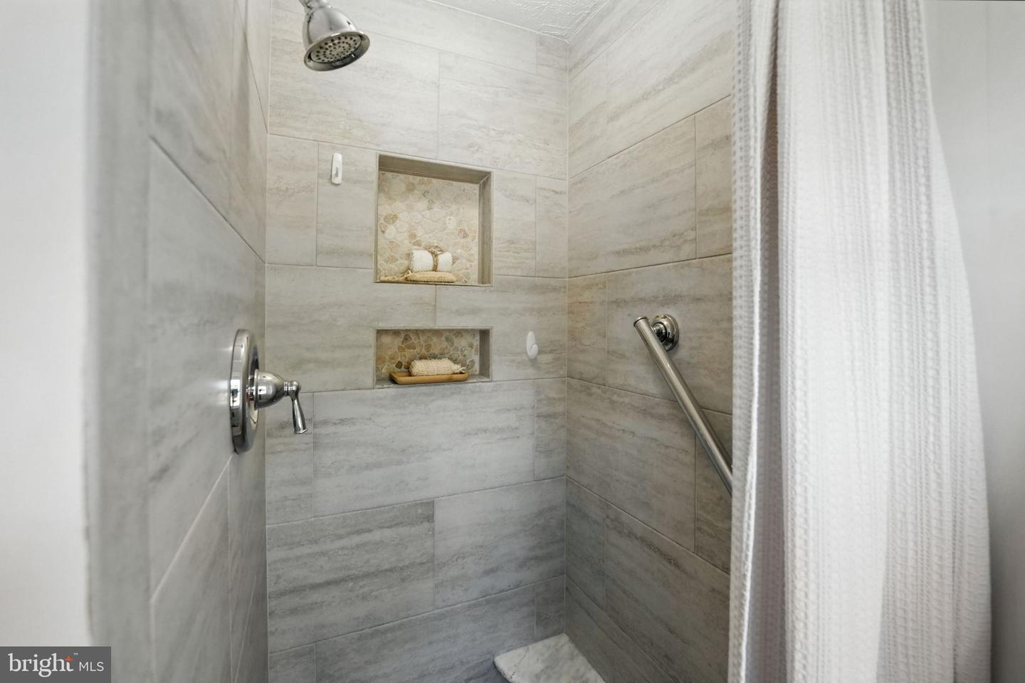 12817 FRAMINGHAM CT, HERNDON, Virginia 20171, 4 Bedrooms Bedrooms, ,2 BathroomsBathrooms,Residential,For sale,12817 FRAMINGHAM CT,VAFX2263972 MLS # VAFX2263972