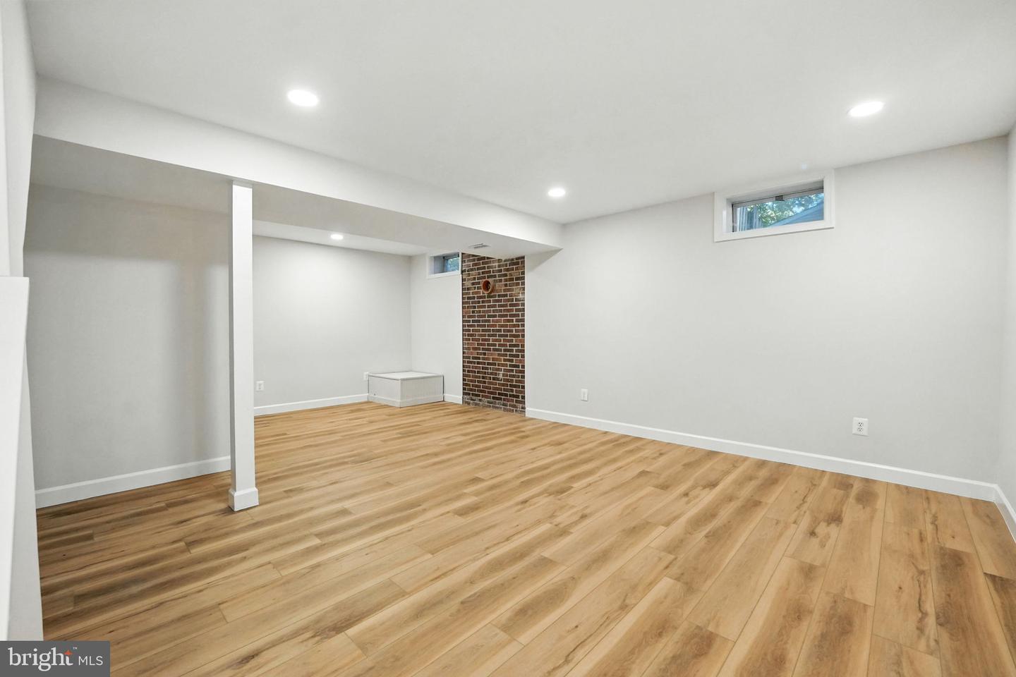 12817 FRAMINGHAM CT, HERNDON, Virginia 20171, 4 Bedrooms Bedrooms, ,2 BathroomsBathrooms,Residential,For sale,12817 FRAMINGHAM CT,VAFX2263972 MLS # VAFX2263972