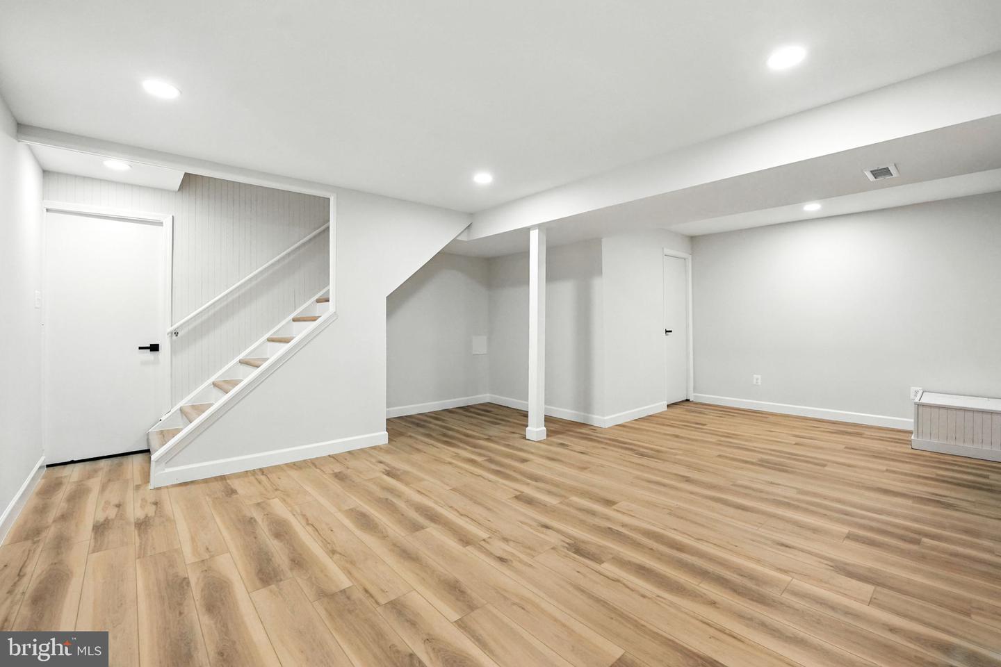 12817 FRAMINGHAM CT, HERNDON, Virginia 20171, 4 Bedrooms Bedrooms, ,2 BathroomsBathrooms,Residential,For sale,12817 FRAMINGHAM CT,VAFX2263972 MLS # VAFX2263972
