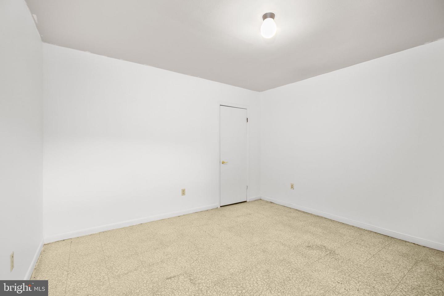 1103 JAMES MADISON CIR, FREDERICKSBURG, Virginia 22405, 4 Bedrooms Bedrooms, ,3 BathroomsBathrooms,Residential,For sale,1103 JAMES MADISON CIR,VAST2042232 MLS # VAST2042232