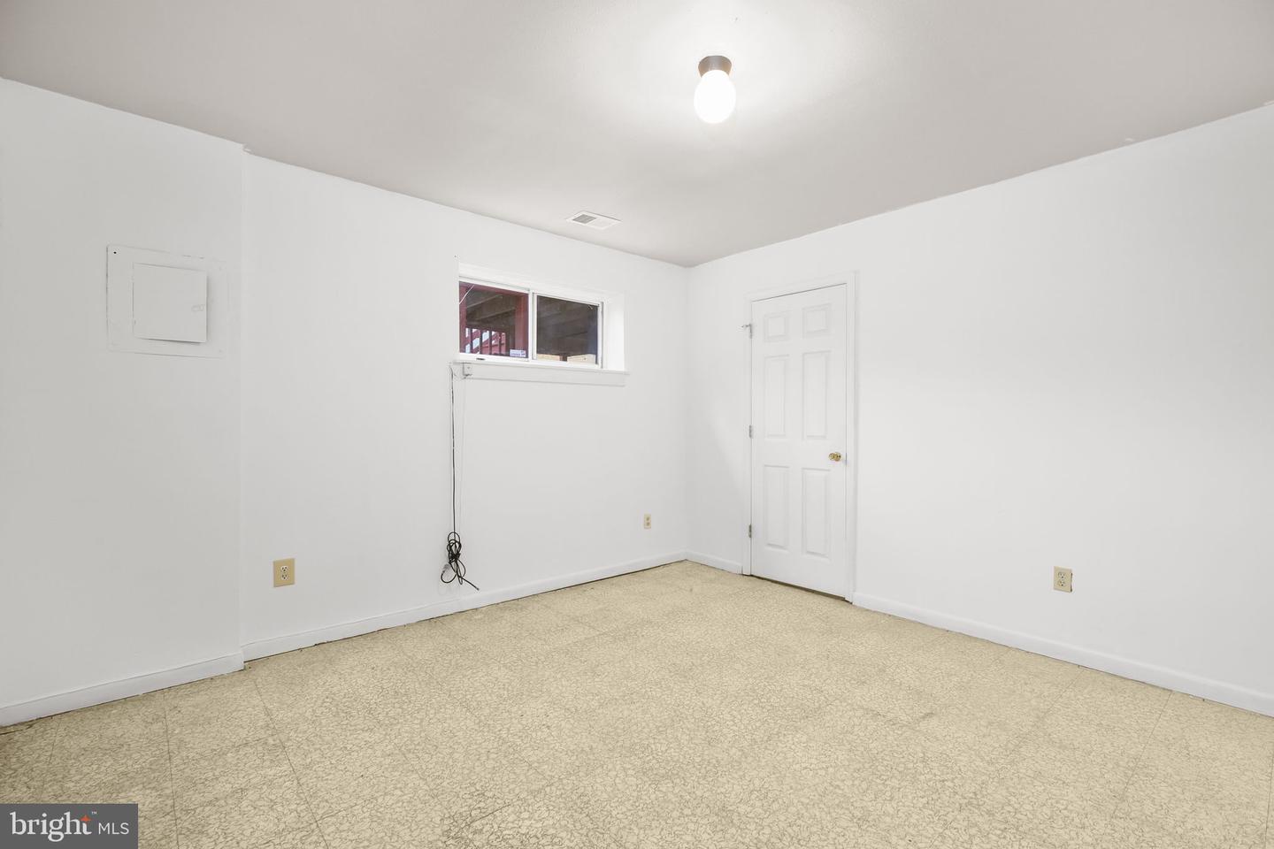 1103 JAMES MADISON CIR, FREDERICKSBURG, Virginia 22405, 4 Bedrooms Bedrooms, ,3 BathroomsBathrooms,Residential,For sale,1103 JAMES MADISON CIR,VAST2042232 MLS # VAST2042232