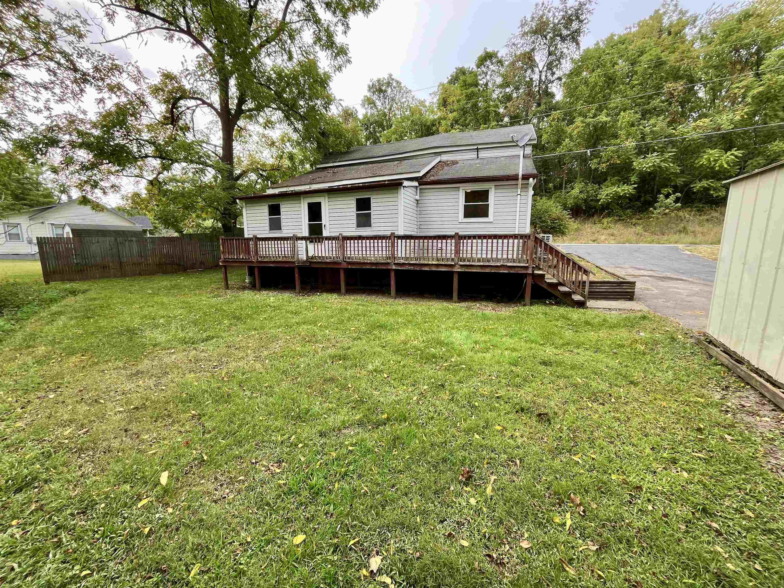 537 STRAITH ST, STAUNTON, Virginia 24401, 2 Bedrooms Bedrooms, ,1 BathroomBathrooms,Residential,537 STRAITH ST,668769 MLS # 668769