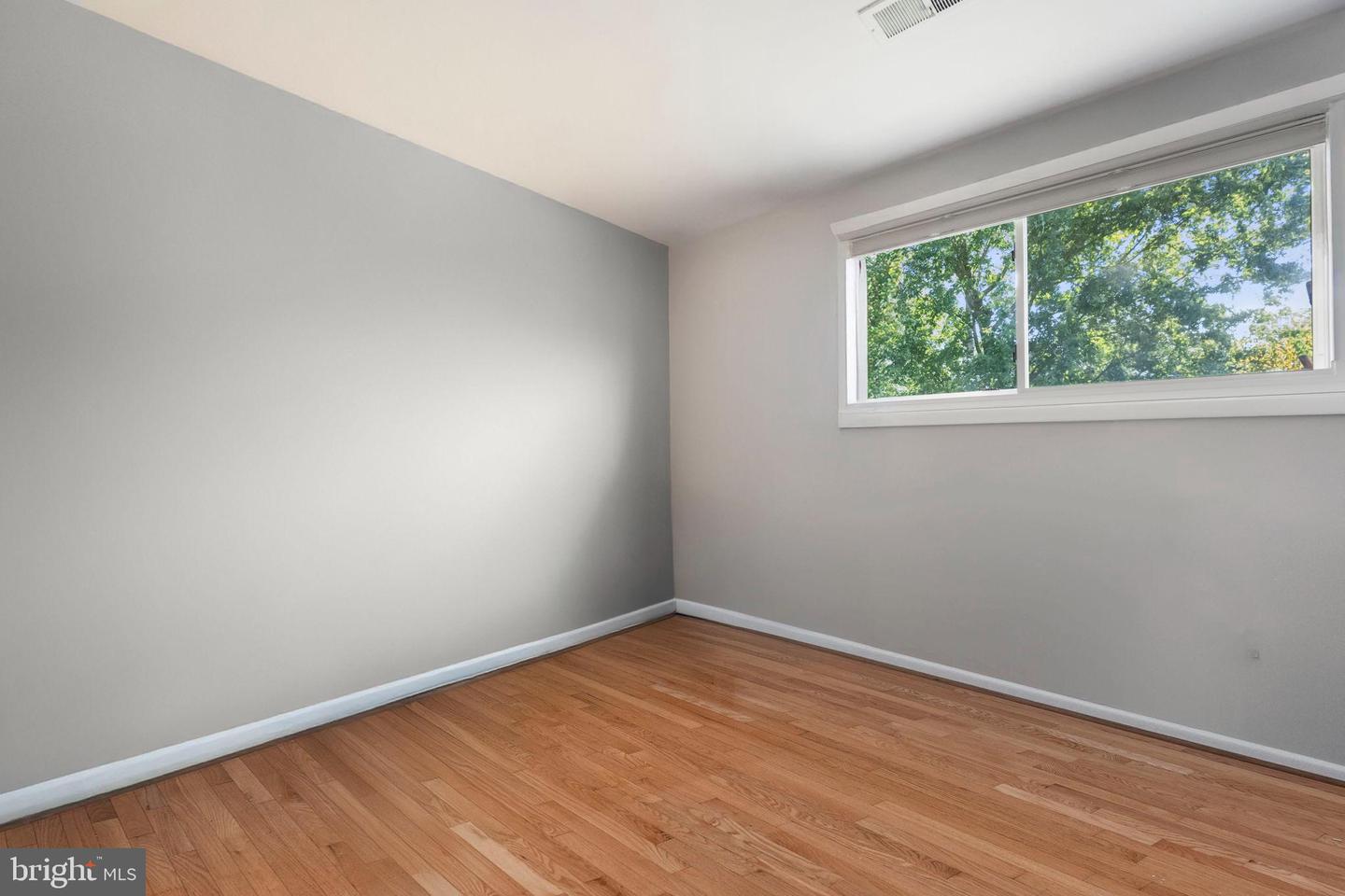 2415 JACKSON PKWY, VIENNA, Virginia 22180, 4 Bedrooms Bedrooms, 12 Rooms Rooms,2 BathroomsBathrooms,Residential,For sale,2415 JACKSON PKWY,VAFX2264144 MLS # VAFX2264144
