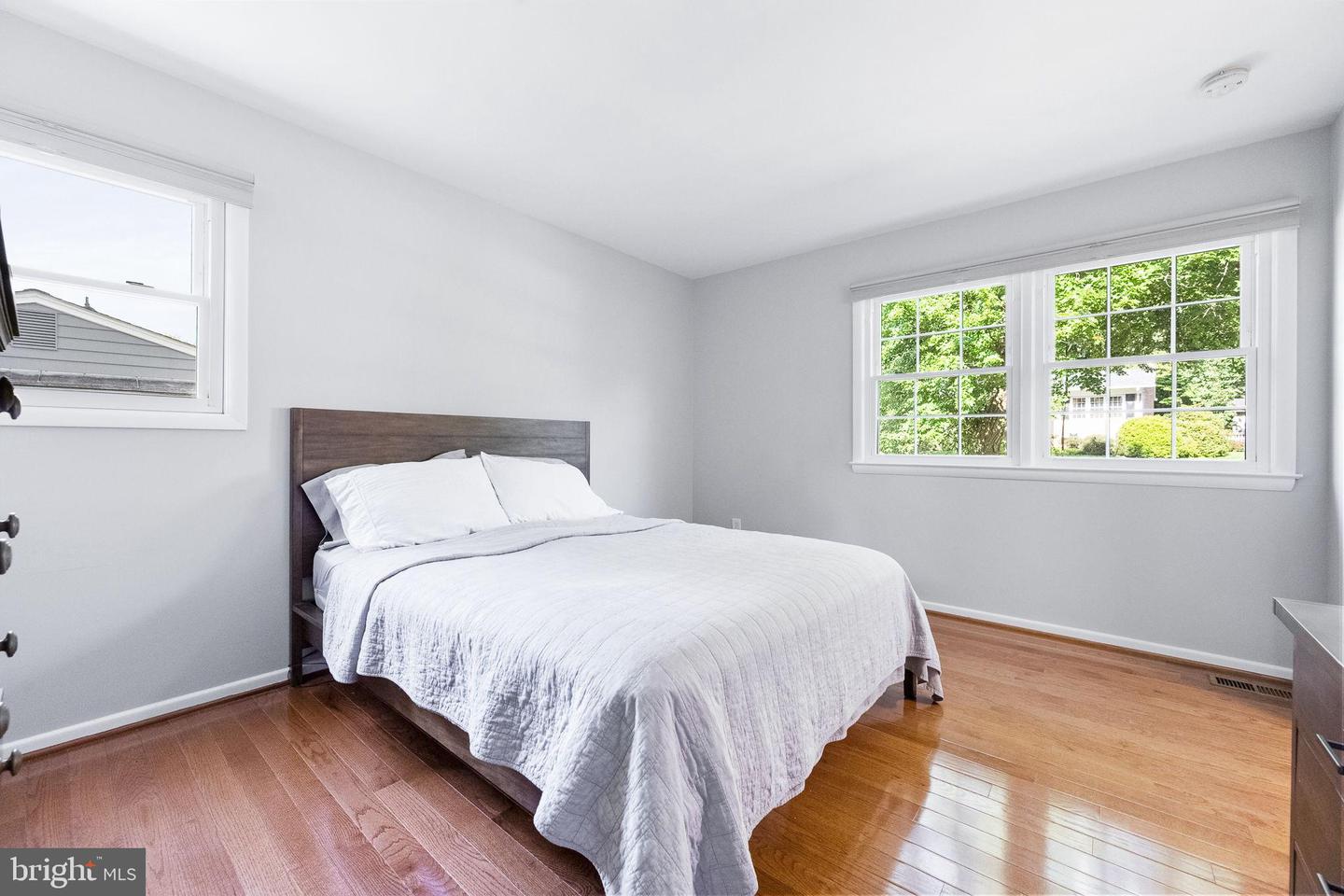 2415 JACKSON PKWY, VIENNA, Virginia 22180, 4 Bedrooms Bedrooms, 12 Rooms Rooms,2 BathroomsBathrooms,Residential,For sale,2415 JACKSON PKWY,VAFX2264144 MLS # VAFX2264144
