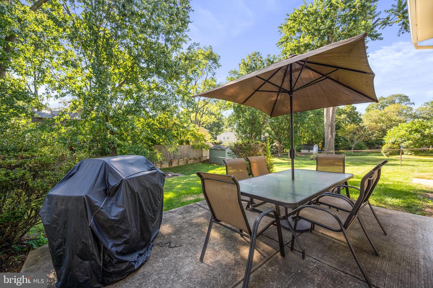 2415 JACKSON PKWY, VIENNA, Virginia 22180, 4 Bedrooms Bedrooms, 12 Rooms Rooms,2 BathroomsBathrooms,Residential,For sale,2415 JACKSON PKWY,VAFX2264144 MLS # VAFX2264144