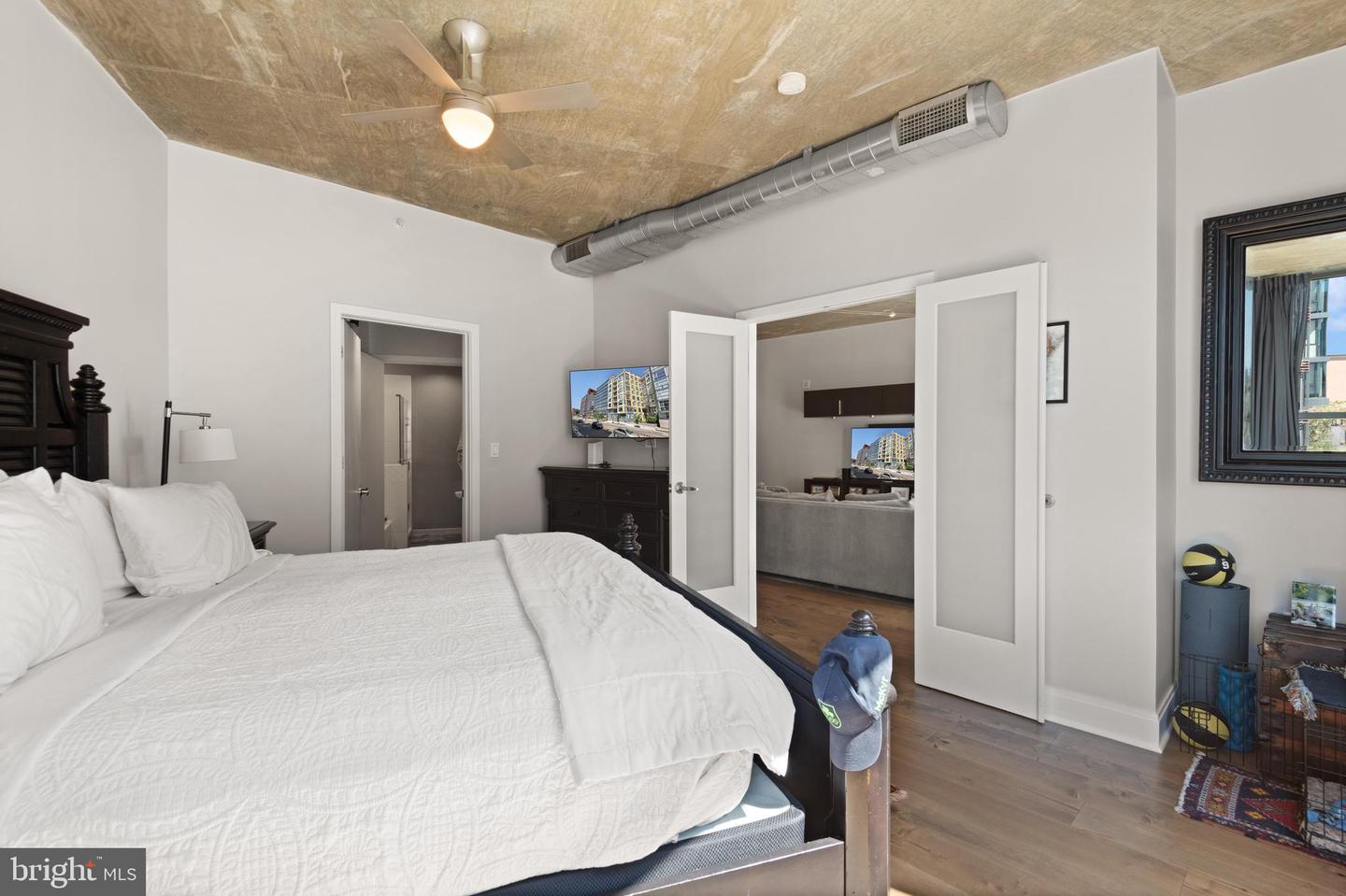 929 FLORIDA AVE NW #3008, WASHINGTON, District Of Columbia 20001, 1 Bedroom Bedrooms, ,2 BathroomsBathrooms,Residential,For sale,929 FLORIDA AVE NW #3008,DCDC2217510 MLS # DCDC2217510