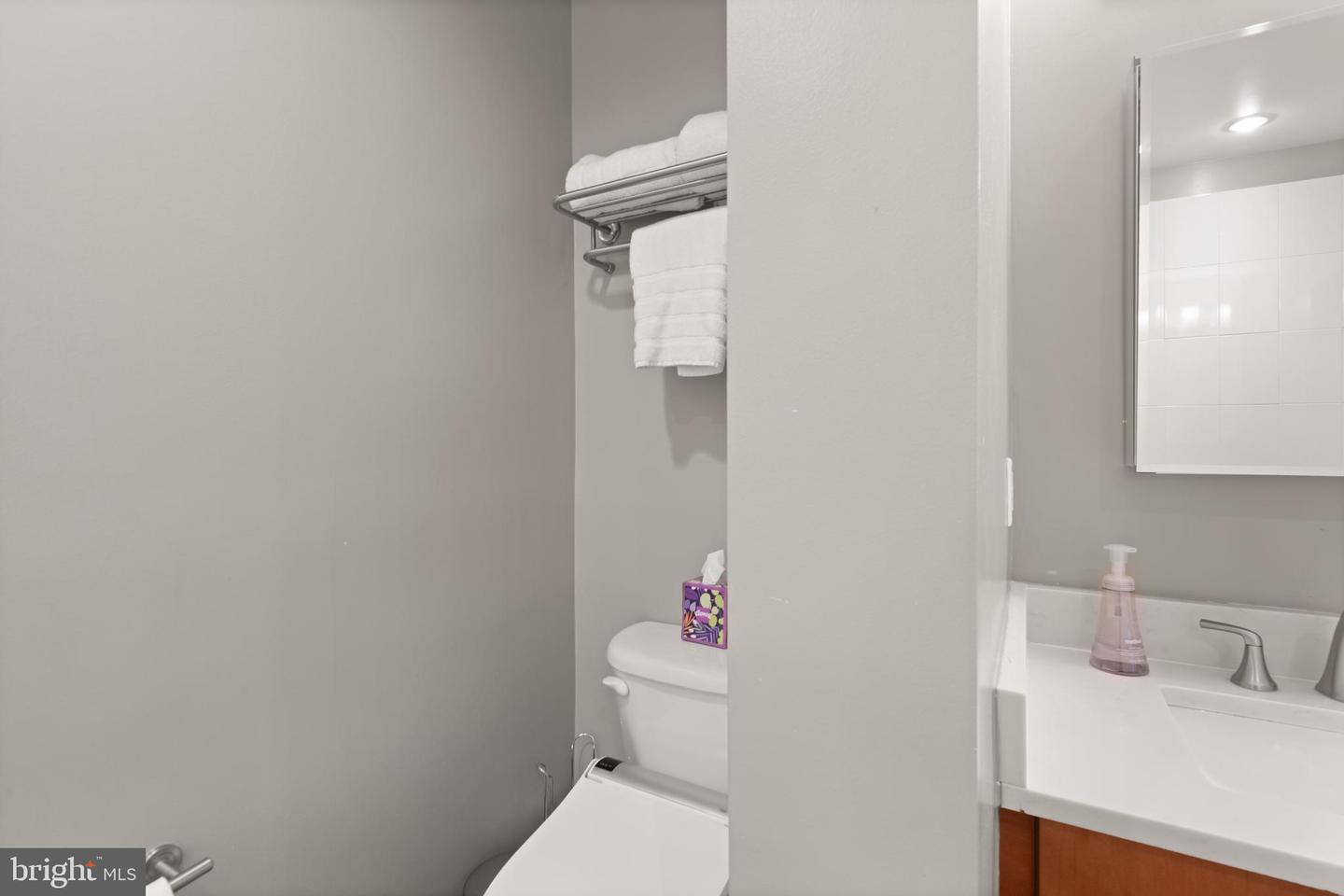 929 FLORIDA AVE NW #3008, WASHINGTON, District Of Columbia 20001, 1 Bedroom Bedrooms, ,2 BathroomsBathrooms,Residential,For sale,929 FLORIDA AVE NW #3008,DCDC2217510 MLS # DCDC2217510