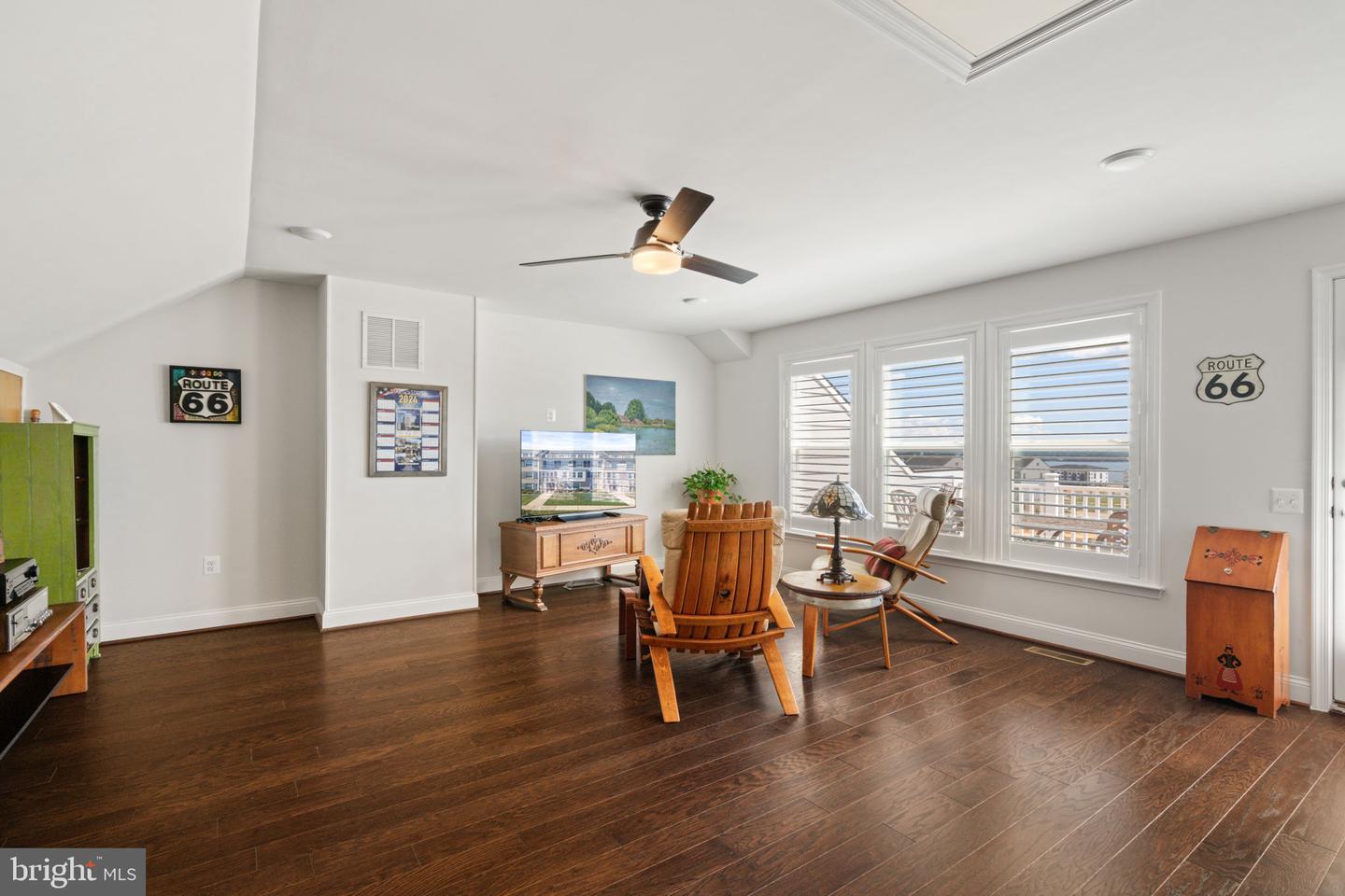 1857 SHADDING BAY LN, DUMFRIES, Virginia 22026, 3 Bedrooms Bedrooms, ,2 BathroomsBathrooms,Residential,For sale,1857 SHADDING BAY LN,VAPW2102966 MLS # VAPW2102966
