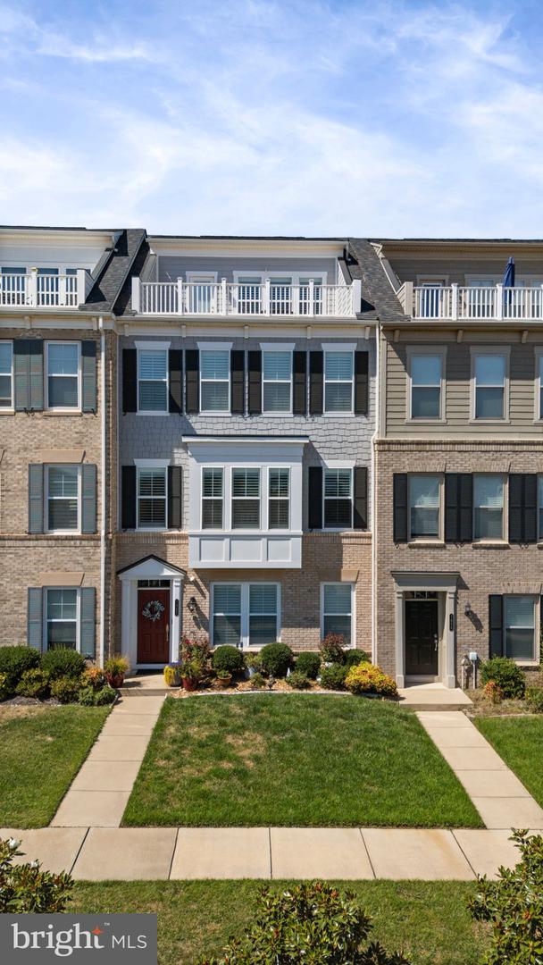 1857 SHADDING BAY LN, DUMFRIES, Virginia 22026, 3 Bedrooms Bedrooms, ,2 BathroomsBathrooms,Residential,For sale,1857 SHADDING BAY LN,VAPW2102966 MLS # VAPW2102966