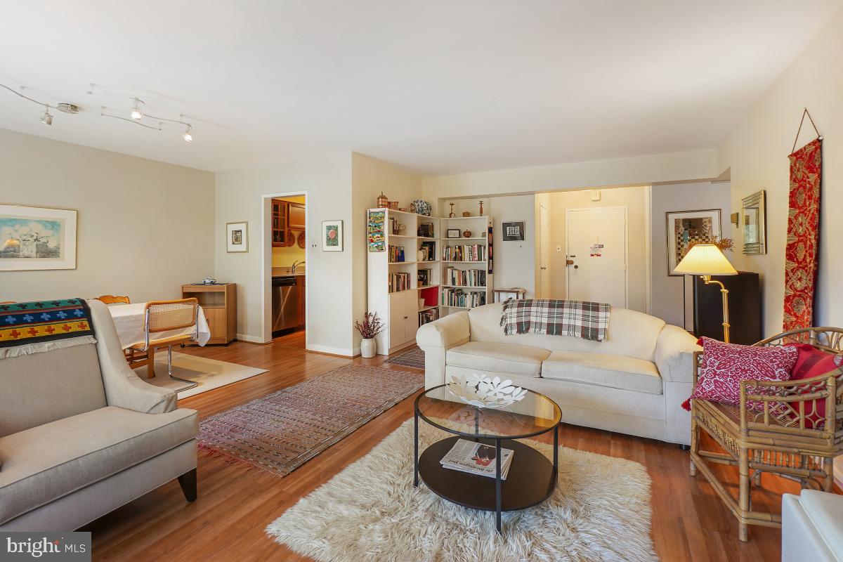 4201 CATHEDRAL AVE NW #913W, WASHINGTON, District Of Columbia 20016, 1 Bedroom Bedrooms, ,1 BathroomBathrooms,Residential,For sale,4201 CATHEDRAL AVE NW #913W,DCDC2217562 MLS # DCDC2217562 4201 CATHEDRAL AVE NW #913W, WASHINGTON, District Of Columbia 20016, 1 Bedroom Bedrooms, ,1 BathroomBathrooms,Residential,For sale,4201 CATHEDRAL AVE NW #913W,DCDC2217562 MLS # DCDC2217562