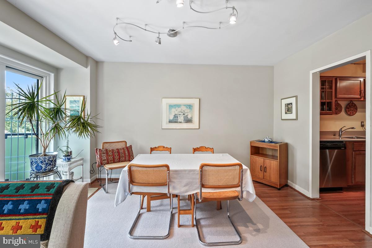 4201 CATHEDRAL AVE NW #913W, WASHINGTON, District Of Columbia 20016, 1 Bedroom Bedrooms, ,1 BathroomBathrooms,Residential,For sale,4201 CATHEDRAL AVE NW #913W,DCDC2217562 MLS # DCDC2217562 4201 CATHEDRAL AVE NW #913W, WASHINGTON, District Of Columbia 20016, 1 Bedroom Bedrooms, ,1 BathroomBathrooms,Residential,For sale,4201 CATHEDRAL AVE NW #913W,DCDC2217562 MLS # DCDC2217562